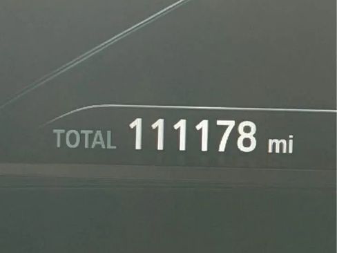 Used 2018 BMW 530e image 7