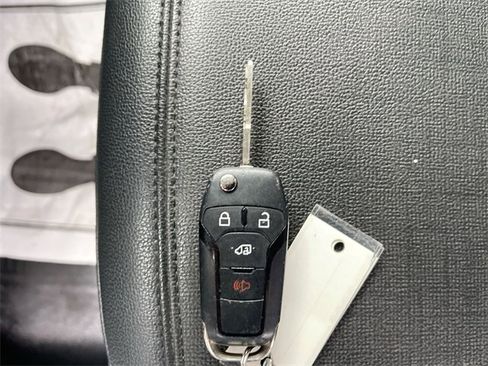 Used 2019 Ford Transit Connect XL image 29