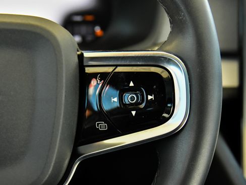 Used 2023 Polestar Polestar 2 w/ Pilot Pack AWD/4WD image 28