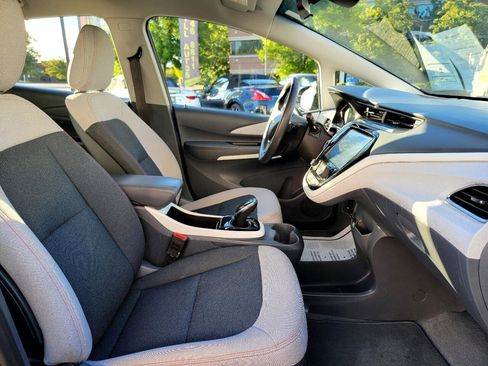 Used 2019 Chevrolet Bolt LT image 28