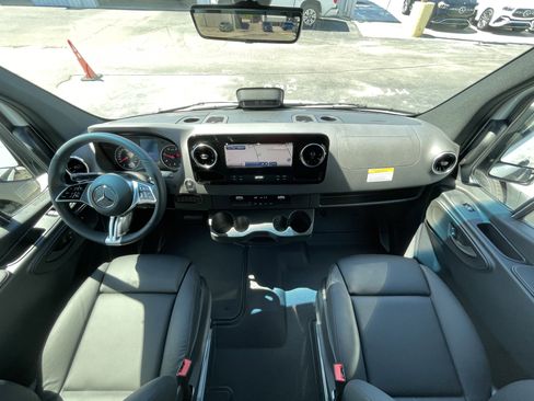 New 2026 Mercedes-Benz Sprinter 2500 image 8
