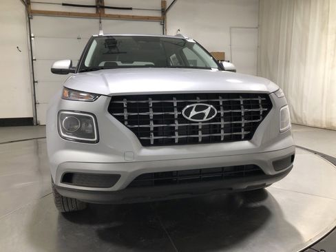 New 2026 Hyundai Venue SEL image 2