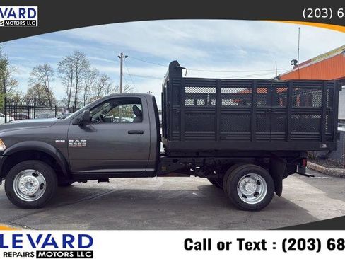 Used 2018 RAM 5500 Tradesman w/ Payload Upgrade Package AWD/4WD image 4