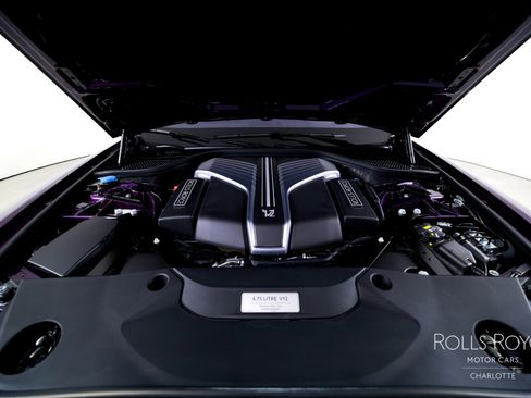 Certified 2022 Rolls-Royce Ghost Black Badge AWD/4WD image 37