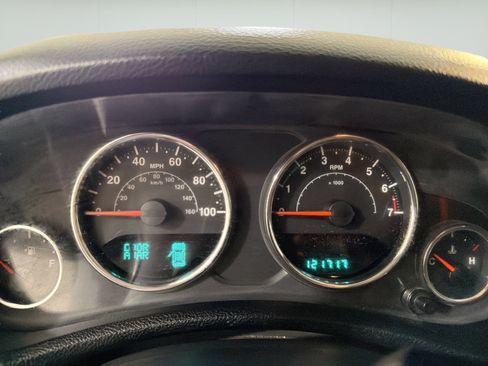 Used 2013 Jeep Wrangler Unlimited Sport AWD/4WD image 20