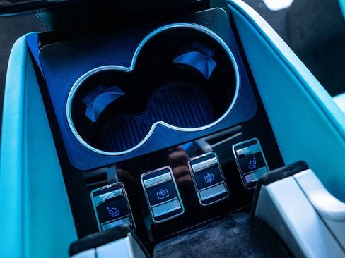 Used 2023 Mercedes-Benz Metris Passenger image 63