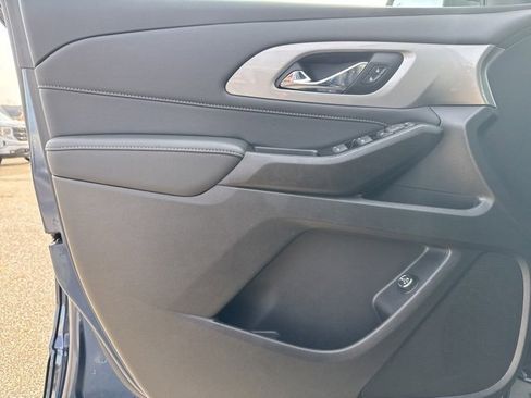 Certified 2023 Chevrolet Traverse LT image 13