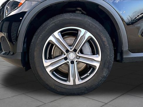 Used 2016 Mercedes-Benz GLC 300 image 11