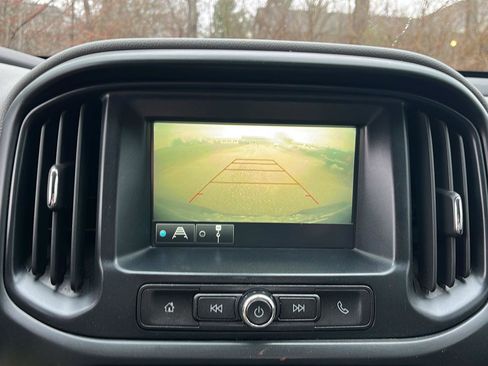 Used 2018 Chevrolet Colorado W/T w/ WT Convenience Package image 18