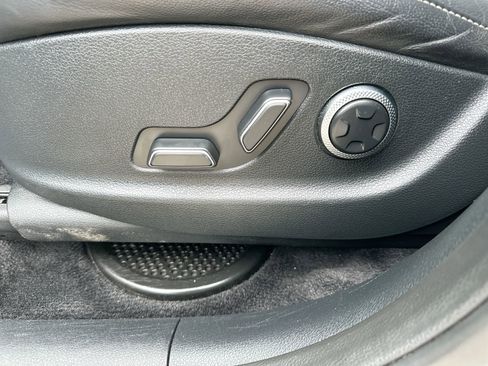 Used 2024 Genesis GV80 2.5T AWD/4WD image 12