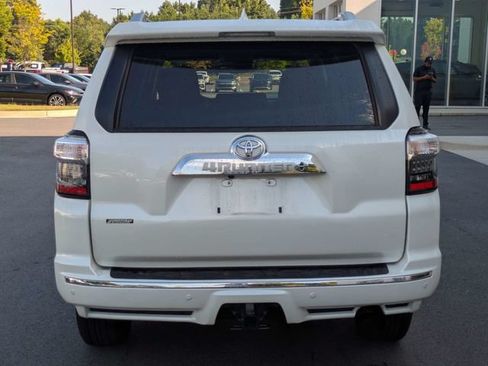 Used 2023 Toyota 4Runner Limited AWD/4WD image 5