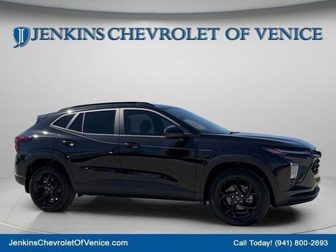 New 2026 Chevrolet Trax LT w/ Driver Confidence Package image 4