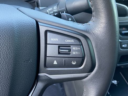 Used 2025 Honda Ridgeline Sport image 27