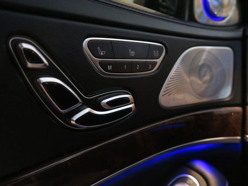 Used 2014 Mercedes-Benz S 63 AMG 4MATIC Sedan image 36