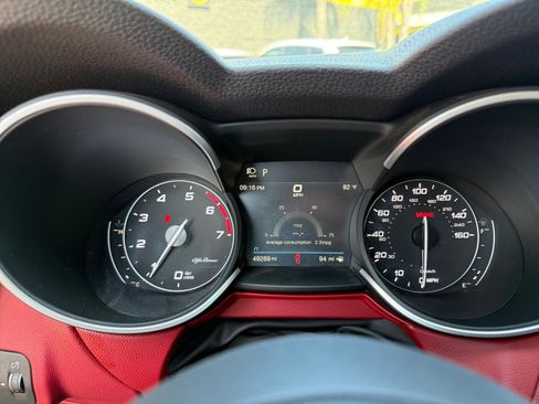 Used 2020 Alfa Romeo Stelvio w/ Nero Edizione image 24