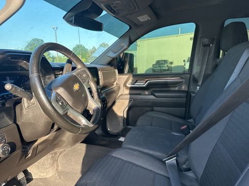 Used 2024 Chevrolet Silverado 2500 LT image 6