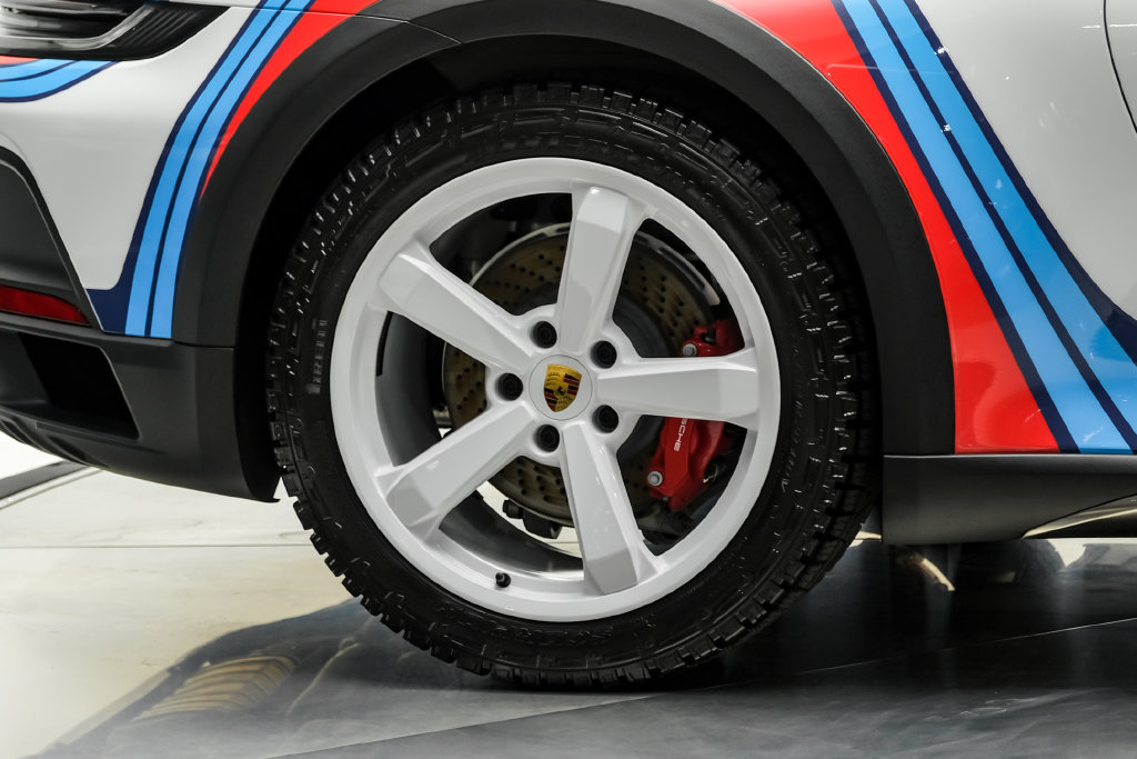 Used 2024 Porsche 911 Dakar AWD/4WD image 50