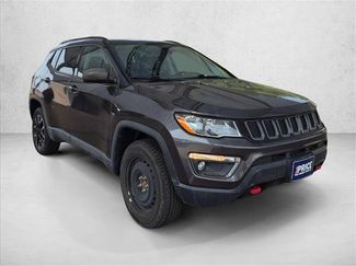 Used 2020 Jeep Compass Trailhawk AWD/4WD video 3