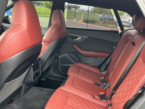 Used 2022 Audi SQ8 Prestige w/ Prestige Package AWD/4WD image 12