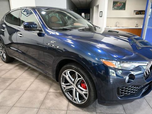 Used 2023 Maserati Levante GT AWD/4WD image 7