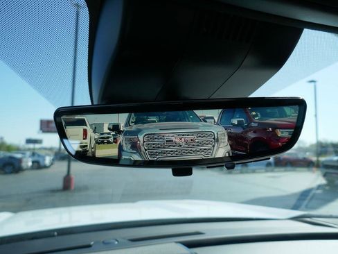 New 2026 GMC Yukon XL Denali Ultimate image 28