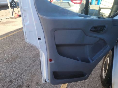 Used 2017 Ford Transit 150 image 26