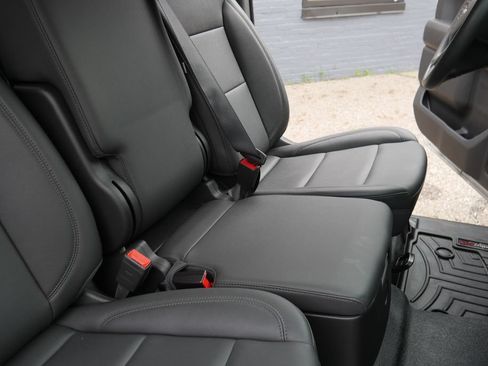 Used 2024 Chevrolet Silverado 1500 W/T w/ WT Value Package AWD/4WD image 16