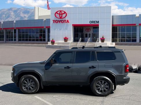 Used 2024 Toyota Land Cruiser w/ Premium Package AWD/4WD image 6