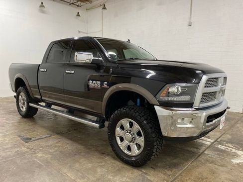 Used 2018 RAM 2500 Laramie w/ Off Road Package AWD/4WD image 7