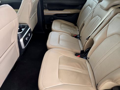 Used 2024 Ford Expedition Max Limited RWD image 22