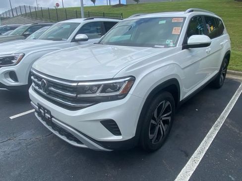 Used 2023 Volkswagen Atlas SEL AWD/4WD image 14