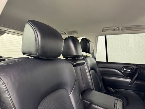 Used 2024 INFINITI QX80 Luxe image 30