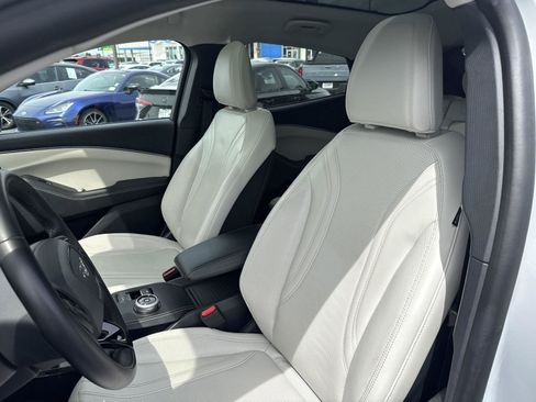 Used 2023 Ford Mustang Mach-E Premium AWD/4WD image 10