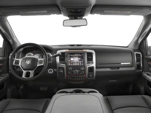 Used 2017 RAM 2500 Laramie AWD/4WD image 11
