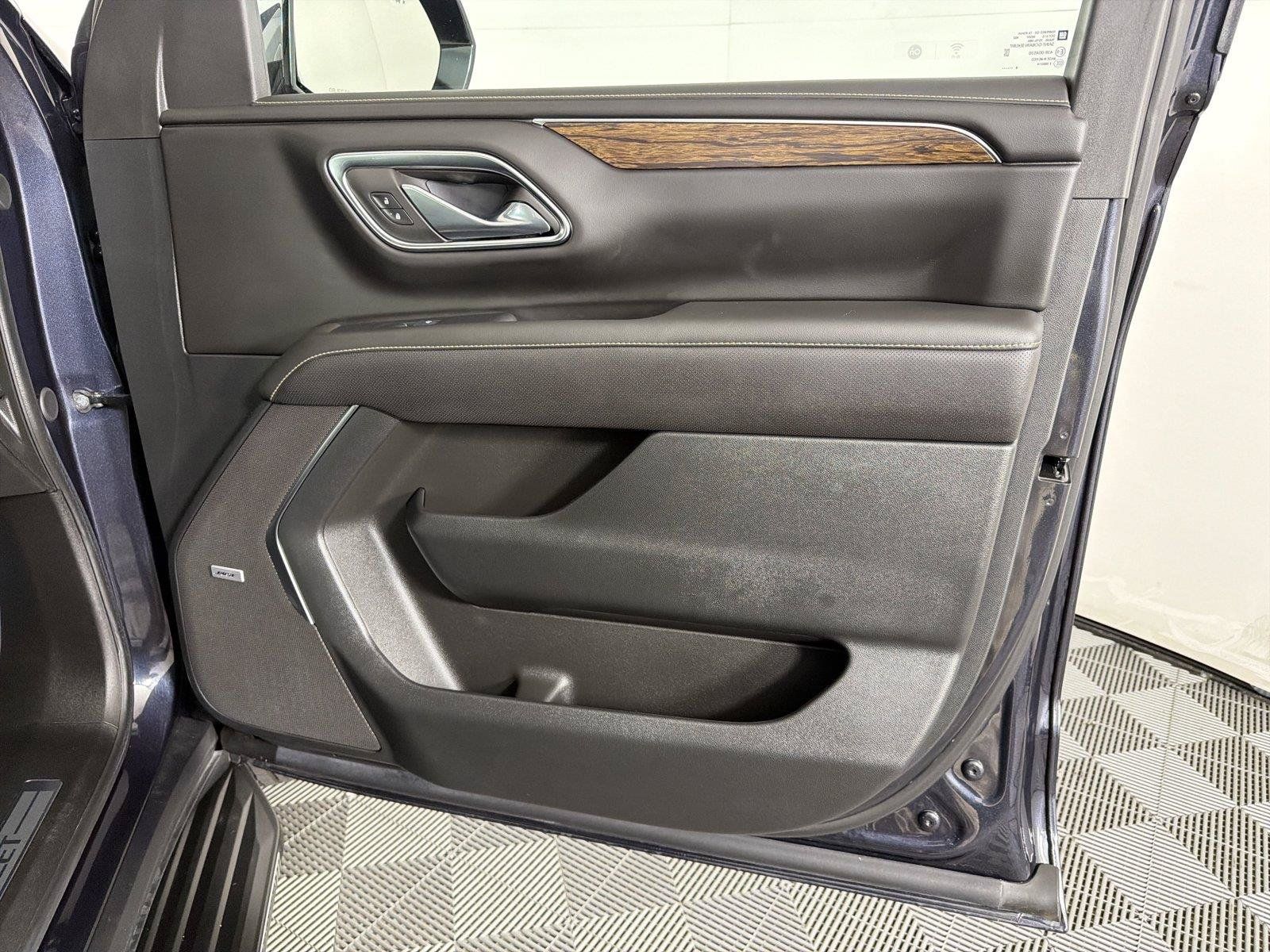 Certified 2024 Chevrolet Tahoe Premier w/ Premium Package RWD image 12