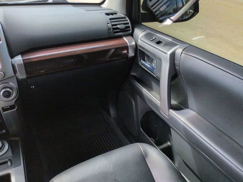 Used 2022 Toyota 4Runner Limited image 21