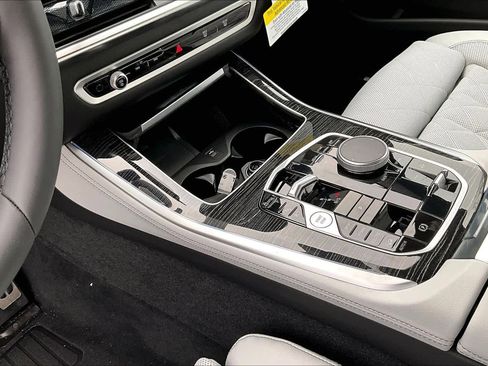 New 2026 BMW X5 xDrive50e w/ M Sport Package image 8