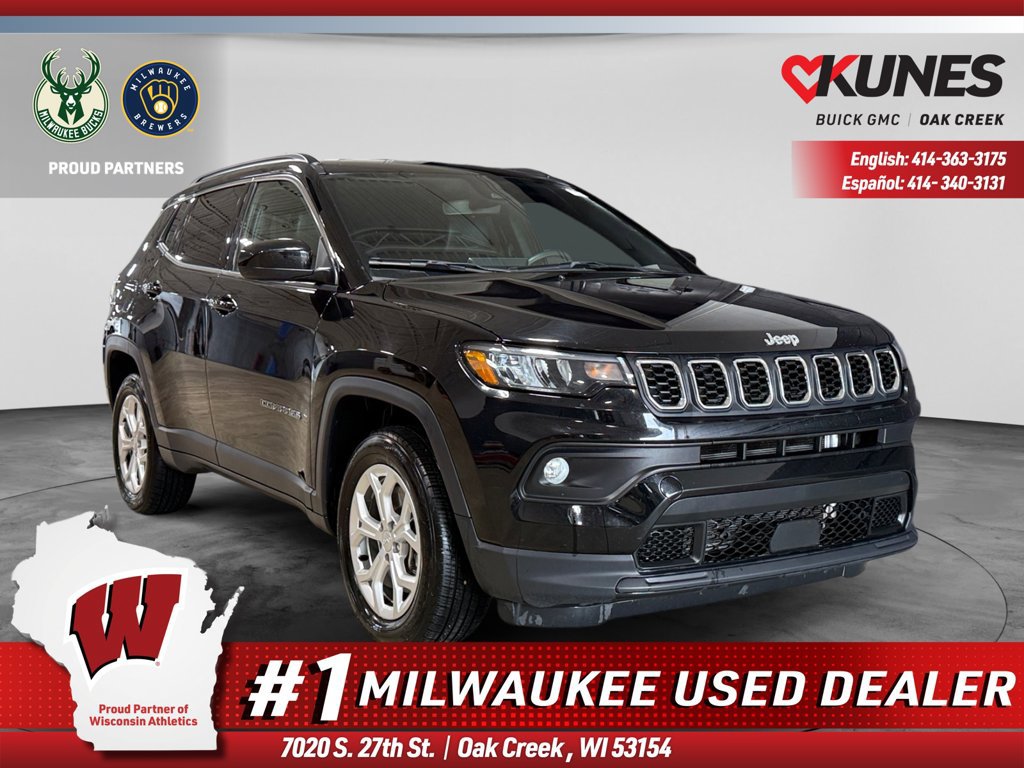 Used 2024 Jeep Compass Latitude AWD/4WD image 1
