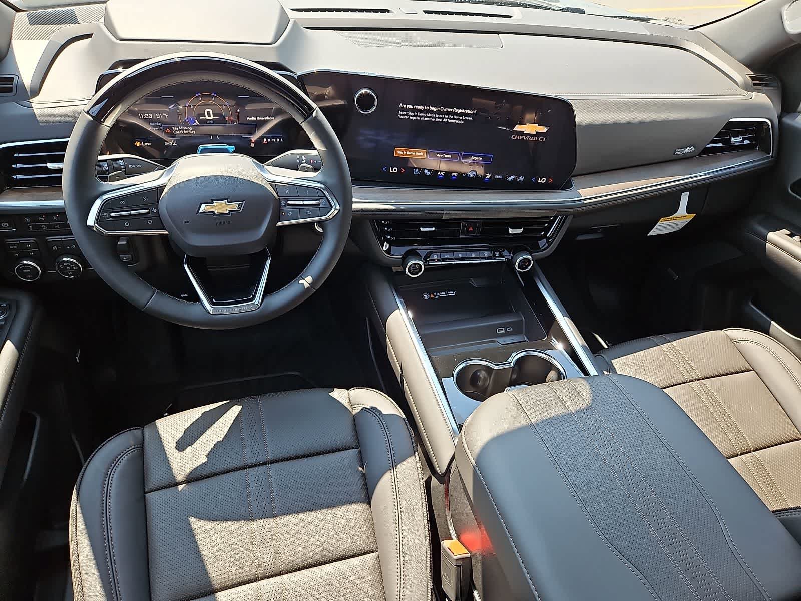 New 2026 Chevrolet Suburban High Country AWD/4WD image 10
