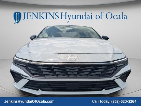 New 2026 Hyundai Elantra SEL Sport Premium FWD image 10