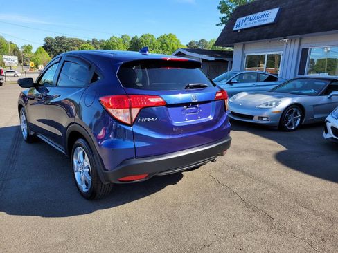 Used 2016 Honda HR-V EX image 3