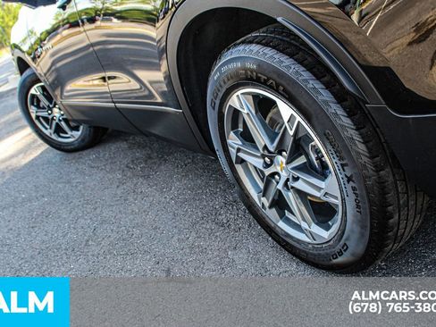 Used 2025 Chevrolet Blazer LT FWD image 15