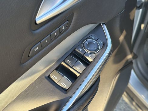 Used 2023 Cadillac XT4 Premium Luxury image 25