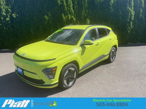 Used 2024 Hyundai Kona SEL FWD image 3