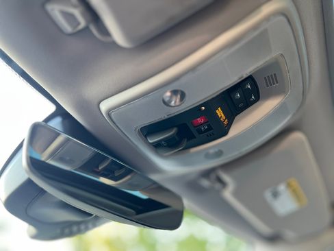 Used 2018 Volvo S60 T5 Dynamic w/ Protection Package image 25