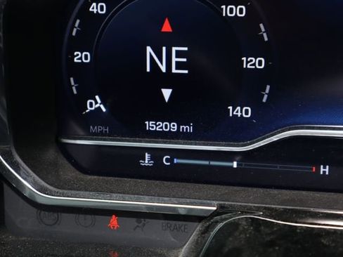 Used 2022 Chevrolet Silverado 1500 RST image 10