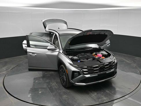 New 2026 Hyundai Tucson Limited image 40