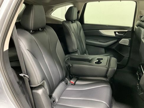 Used 2025 Acura MDX SH-AWD w/ Technology Package image 22