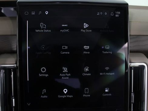 Used 2025 GMC Yukon Denali w/ Denali Reserve Package image 6