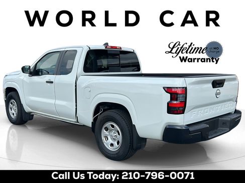 Used 2025 Nissan Frontier S RWD image 5